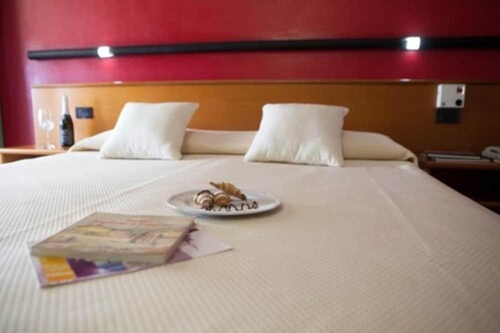 Hotel Pace Торри-дель-Бенако Экстерьер фото